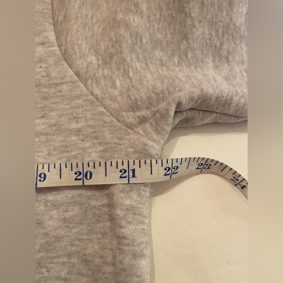 NWT PrettyLittleThing Ash Gray Oversized Hoodie Size Small - Picture 5 of 6